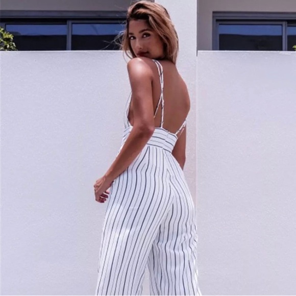 Stripe Cropped Double Straps Jumpsuit - Picture 5 of 7